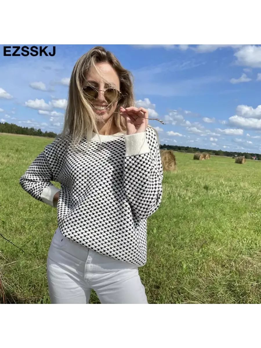 Свитер белый оверсайз вязаный